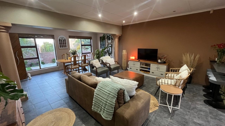 3 Bedroom Property for Sale in Noorsekloof Eastern Cape